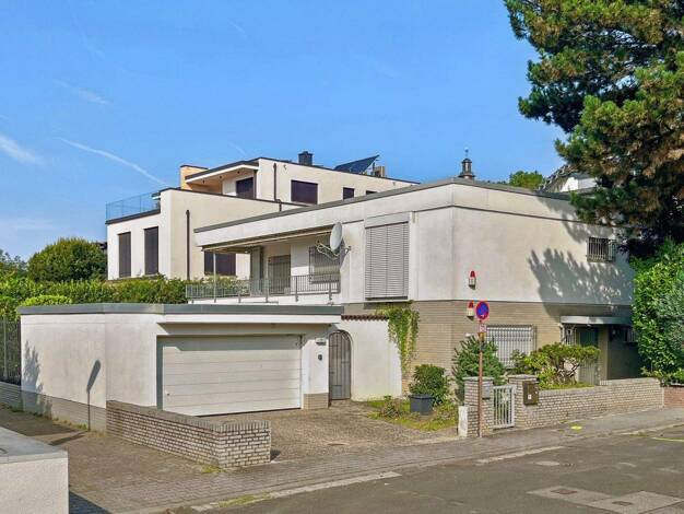 Mehrfamilienhaus zum Kauf 1.249.000 € 7 Zimmer 268,8 m² 592 m² Grundstück Bergen-Enkheim Frankfurt am Main 60388