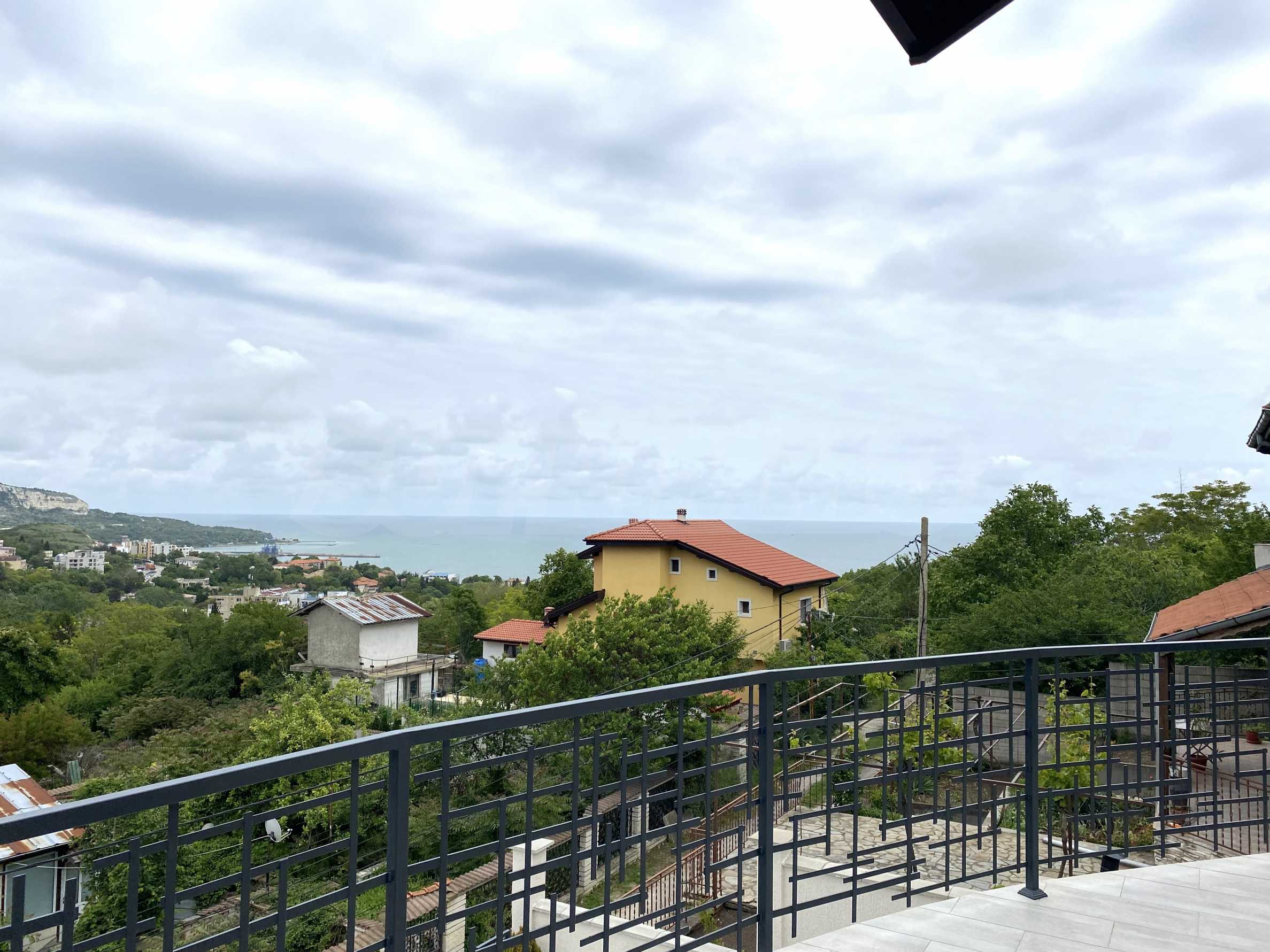 Reihenmittelhaus zum Kauf 275.000 € 4 Zimmer 180 m²<br/>Wohnfläche Balchik