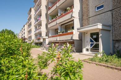 Wohnung zur Miete 283 € 3 Zimmer 62,1 m² 2. Geschoss frei ab 14.09.2025 Reitbahnweg 52 Reitbahnviertel Neubrandenburg 17034