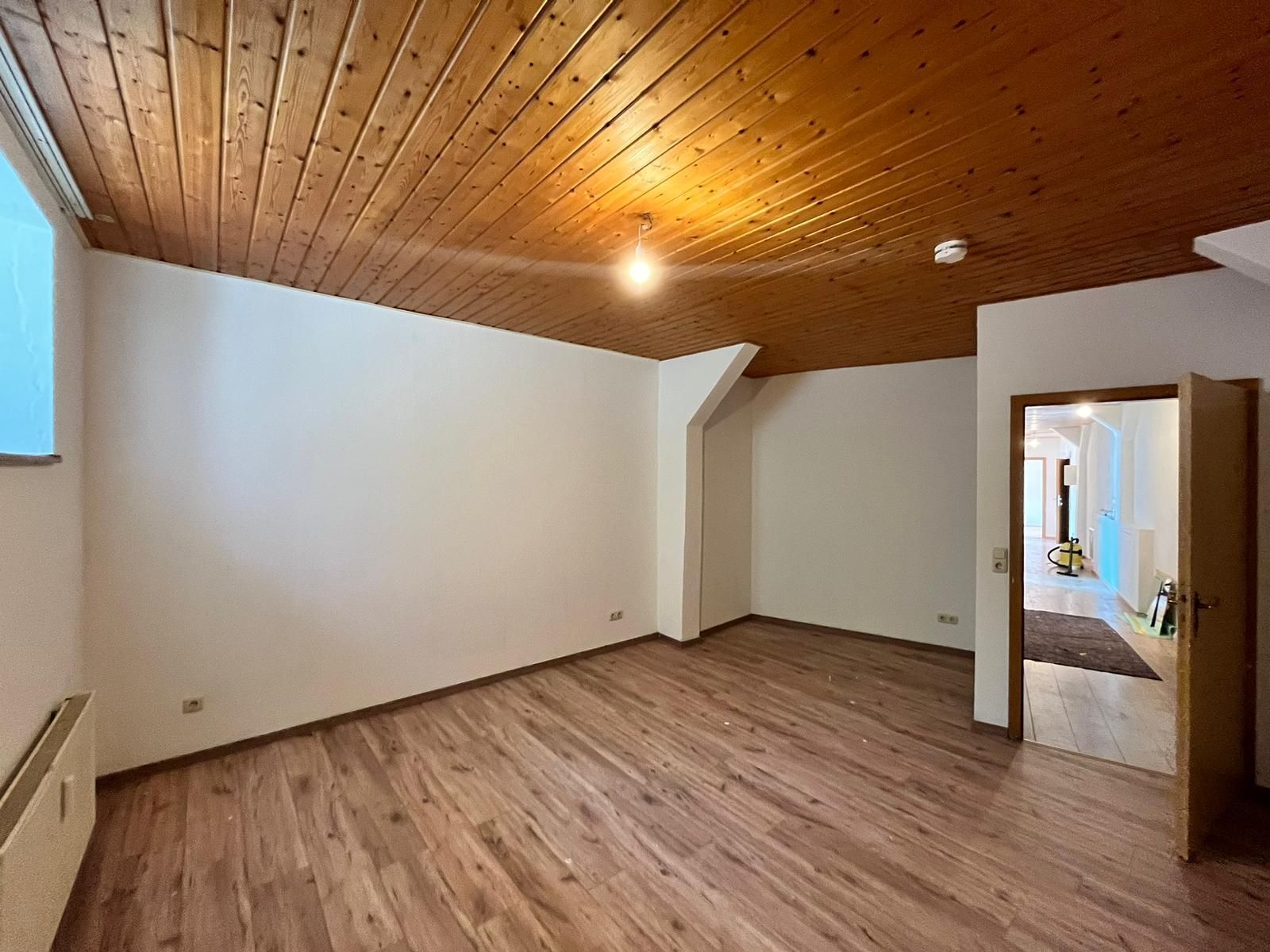 Wohnung zur Miete 570 € 4 Zimmer 106,5 m²<br/>Wohnfläche 1.<br/>Geschoss 01.11.2024<br/>Verfügbarkeit Schanze 10 Nikolaivorstadt Görlitz 02826