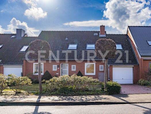 Reihenmittelhaus zum Kauf 460.000 € 5 Zimmer 140 m² 492 m² Grundstück Altheikendorf Heikendorf 24226