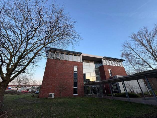 Bürofläche zur Miete 11 € teilbar ab 599 m² Bult Hannover 30171