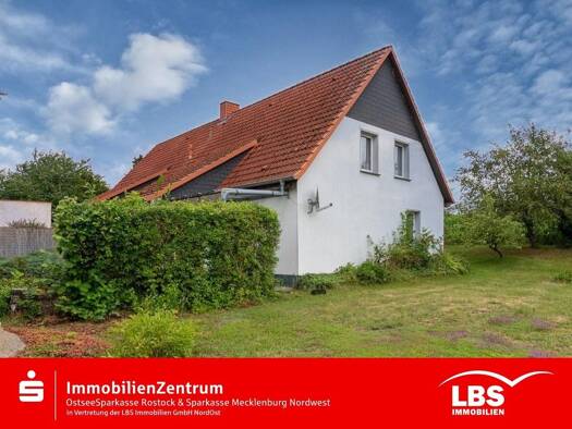 Doppelhaushälfte zum Kauf 250.000 € 3 Zimmer 89 m² 1.931 m² Grundstück frei ab sofort Kassow 18258