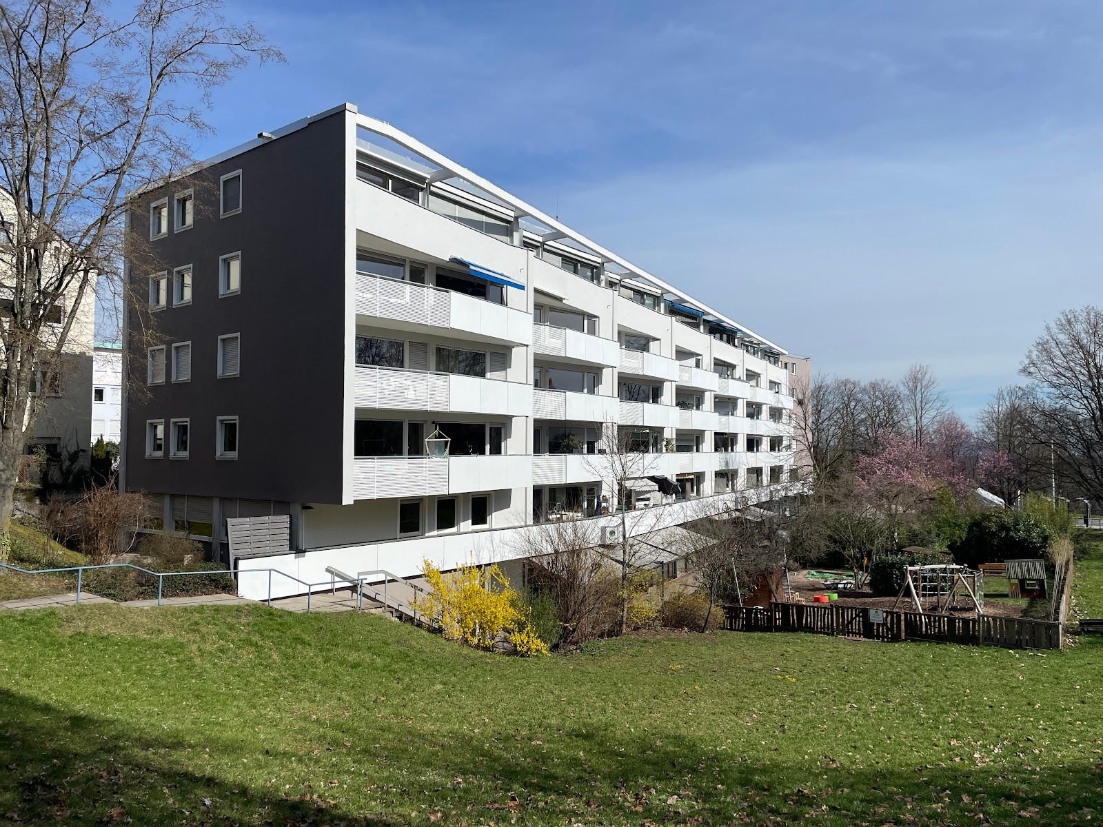 Wohnung zur Miete 1.339,54 € 3 Zimmer 86 m²<br/>Wohnfläche 3.<br/>Geschoss 01.12.2024<br/>Verfügbarkeit Birkenwaldstraße 213C Mönchhalde Stuttgart 70191