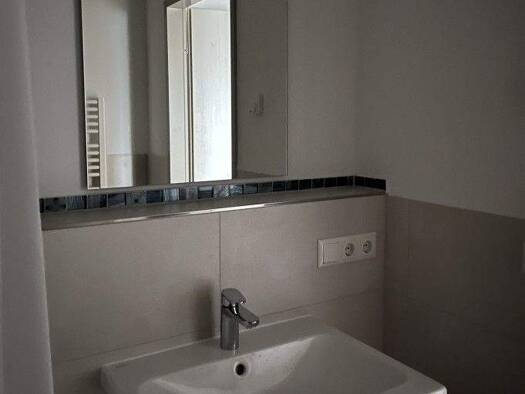 Wohnung zur Miete 600 € 2 Zimmer 46,1 m² Arnsdorf 01477