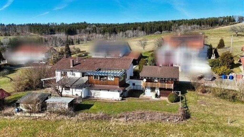 Mehrfamilienhaus zum Kauf 395.000 € 8 Zimmer 300 m² 1.600 m² Grundstück Unterbierbronnen Weilheim 79809