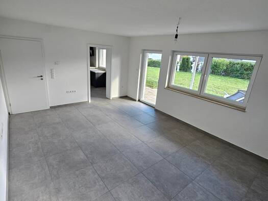 Terrassenwohnung zur Miete 950 € 3 Zimmer 87 m² EG frei ab sofort Meißenweg Güglingen 74363