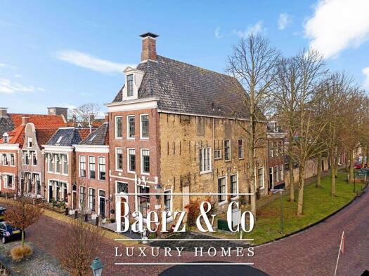Haus zum Kauf 775.000 € 9 Zimmer 469 m² 210 m² Grundstück franekereind 15 harlingen 8861 AA