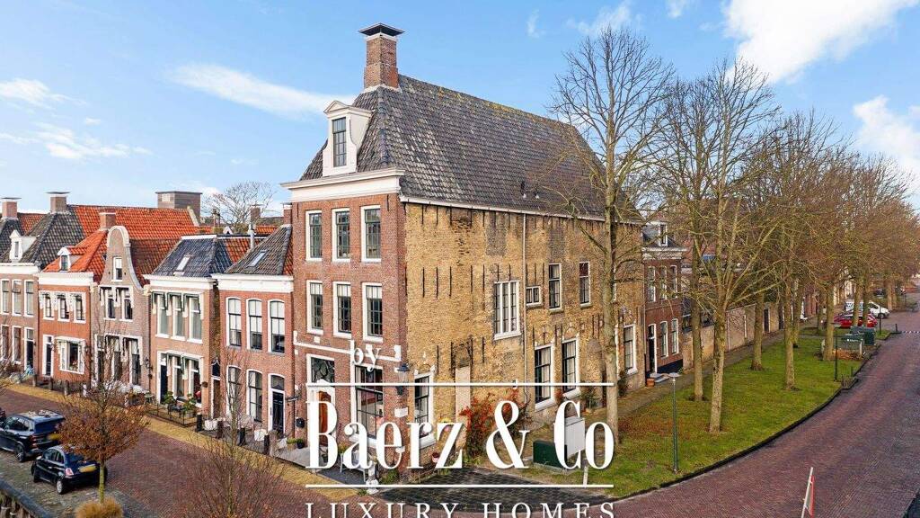 Haus zum Kauf 775.000 € 9 Zimmer 469 m² 210 m² Grundstück franekereind 15 harlingen 8861 AA