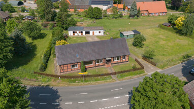 Mehrfamilienhaus zum Kauf 368.000 € 8 Zimmer 210 m² 6.661 m² Grundstück frei ab sofort Pannecke Pannecke Trebel 29494