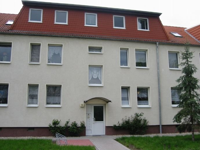 Wohnung zur Miete 325 € 3 Zimmer 59,2 m²<br/>Wohnfläche 1.<br/>Geschoss ab sofort<br/>Verfügbarkeit Kliekener Schulstraße 2a Klieken Coswig (Anhalt) 06869