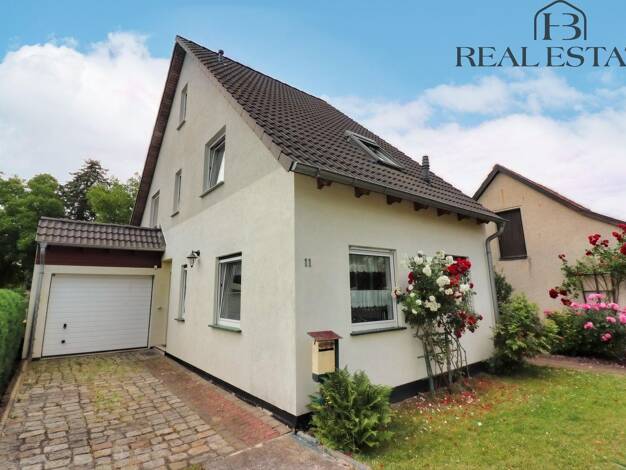 Doppelhaushälfte zum Kauf 219.000 € 5 Zimmer 112 m² 627 m² Grundstück frei ab sofort Röxe Stendal 39576