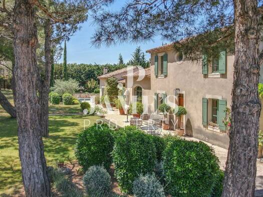 Haus zum Kauf 2.350.000 € 212 m² 2.000 m² Grundstück Eygalières 13810