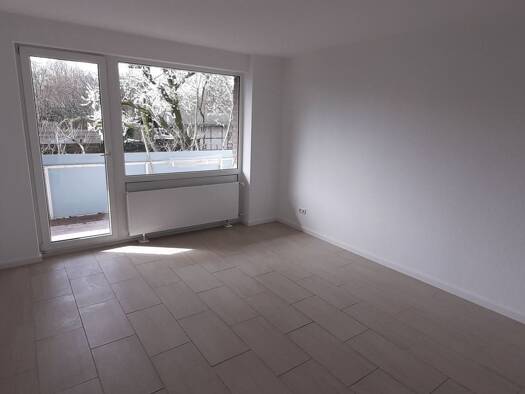 Wohnung zur Miete 650 € 2 Zimmer 52 m² Geschoss -1/4 frei ab sofort Unterrath Düsseldorf 40468