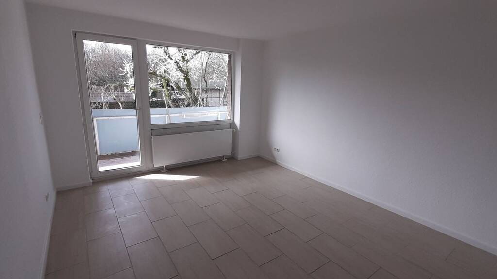 Wohnung zur Miete 650 € 2 Zimmer 52 m² Geschoss -1/4 frei ab sofort Unterrath Düsseldorf 40468