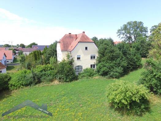 Einfamilienhaus zum Kauf 268.000 € 8 Zimmer 230 m² 1.865 m² Grundstück Wisselsing Osterhofen 94486