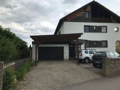 Wohnung zur Miete 530 € 2,5 Zimmer 80 m² Geschoss 2/2 frei ab 01.06.2025 Planungsbezirk 401 Straubing 94315