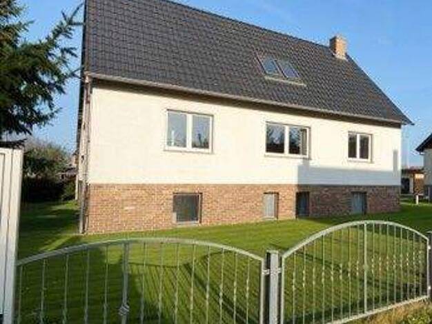Einfamilienhaus zum Kauf 49.500 € 8 Zimmer 290 m² 790 m² Grundstück An der Aue 32 Groß Schacksdorf Groß Schacksdorf-Simmersdorf 03149