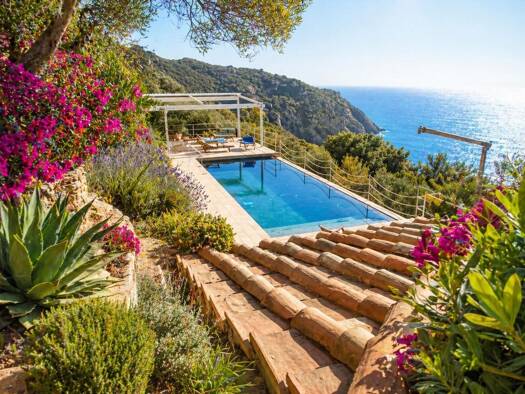 Villa zum Kauf 10 Zimmer 350 m² 35.000 m² Grundstück Via dei Pionieri Monte Argentario 58019