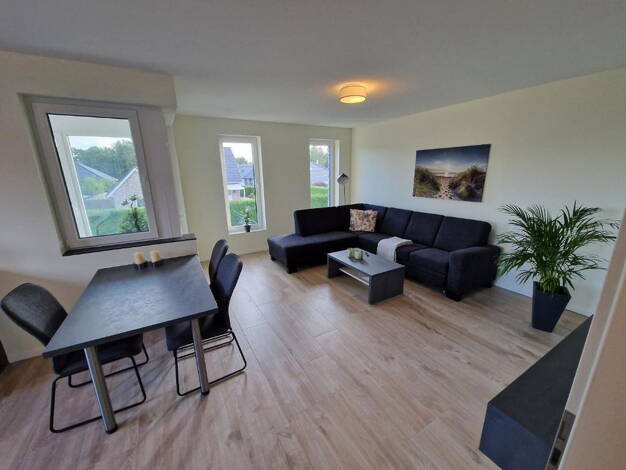 Wohnung zur Miete 825 € 2,5 Zimmer 75 m² Völlenerfehn Westoverledingen 26810