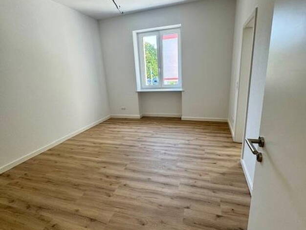 Wohnung zur Miete 690 € 1,5 Zimmer 35 m² 3. Geschoss Sophienstr. 250 Mühlburg Karlsruhe 76185