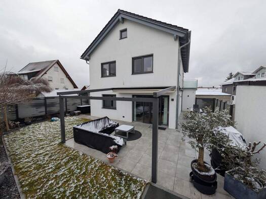 Einfamilienhaus zum Kauf 7 Zimmer 165 m² 326 m² Grundstück Wolpertswende 88284