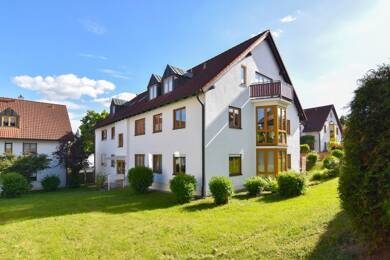 Wohnung zum Kauf 72.000 € 2 Zimmer 48,3 m² Dachgeschoss Geuckestraße 28 Meerane Meerane 08393