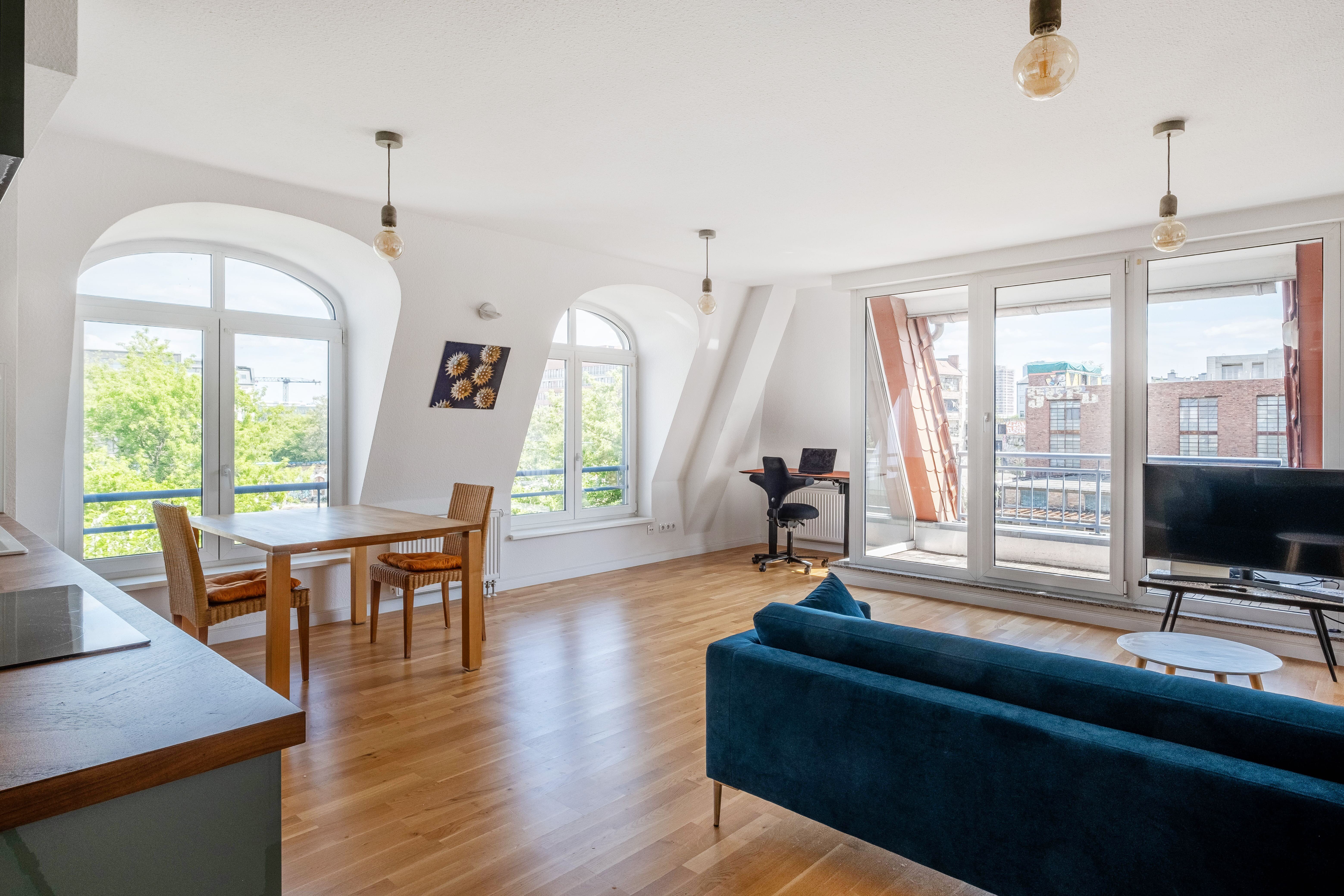 Wohnung zum Kauf 545.000 € 2 Zimmer 72 m²<br/>Wohnfläche 3.<br/>Geschoss Mitte Berlin 10179