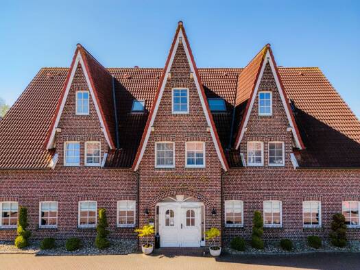 Haus zum Kauf 5.699.000 € 32 Zimmer 1.500 m² 4.000 m² Grundstück Greetsiel Krummhörn 26736