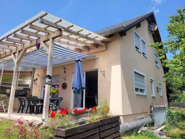Doppelhaushälfte zum Kauf provisionsfrei 595.000 € 7 Zimmer 195 m² 351 m² Grundstück frei ab 01.01.2027 Altburg Calw 75365