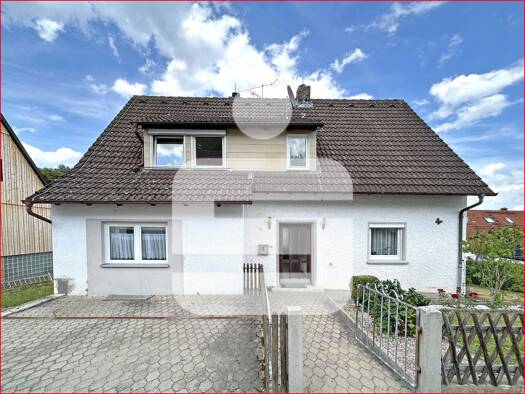 Mehrfamilienhaus zum Kauf 198.000 € 7 Zimmer 120 m² 612 m² Grundstück frei ab sofort Kasendorf Kasendorf 95359