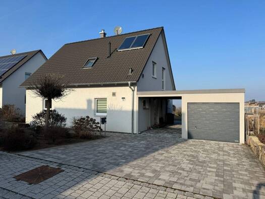 Haus zum Kauf 739.000 € 5 Zimmer 144 m² 597 m² Grundstück Marktbreit 97340