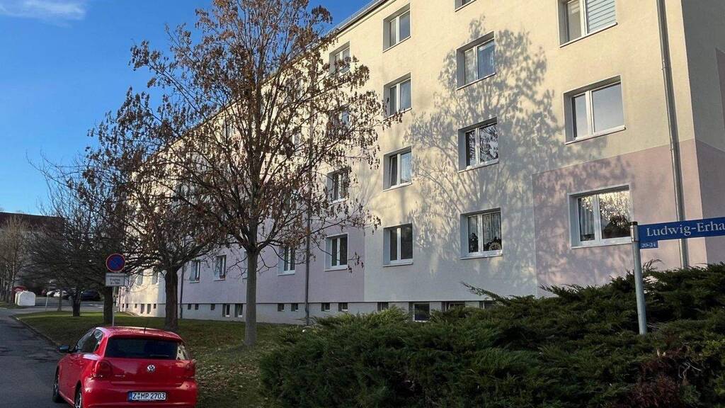 Wohnung zur Miete 340 € 3 Zimmer 55 m² 2. Geschoss frei ab sofort Ludwig Erhard Straße 20-24 Marienthal Zwickau 08060