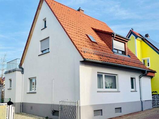 Einfamilienhaus zum Kauf 438.000 € 5 Zimmer 112 m² 462 m² Grundstück frei ab sofort Sandhausen 69207