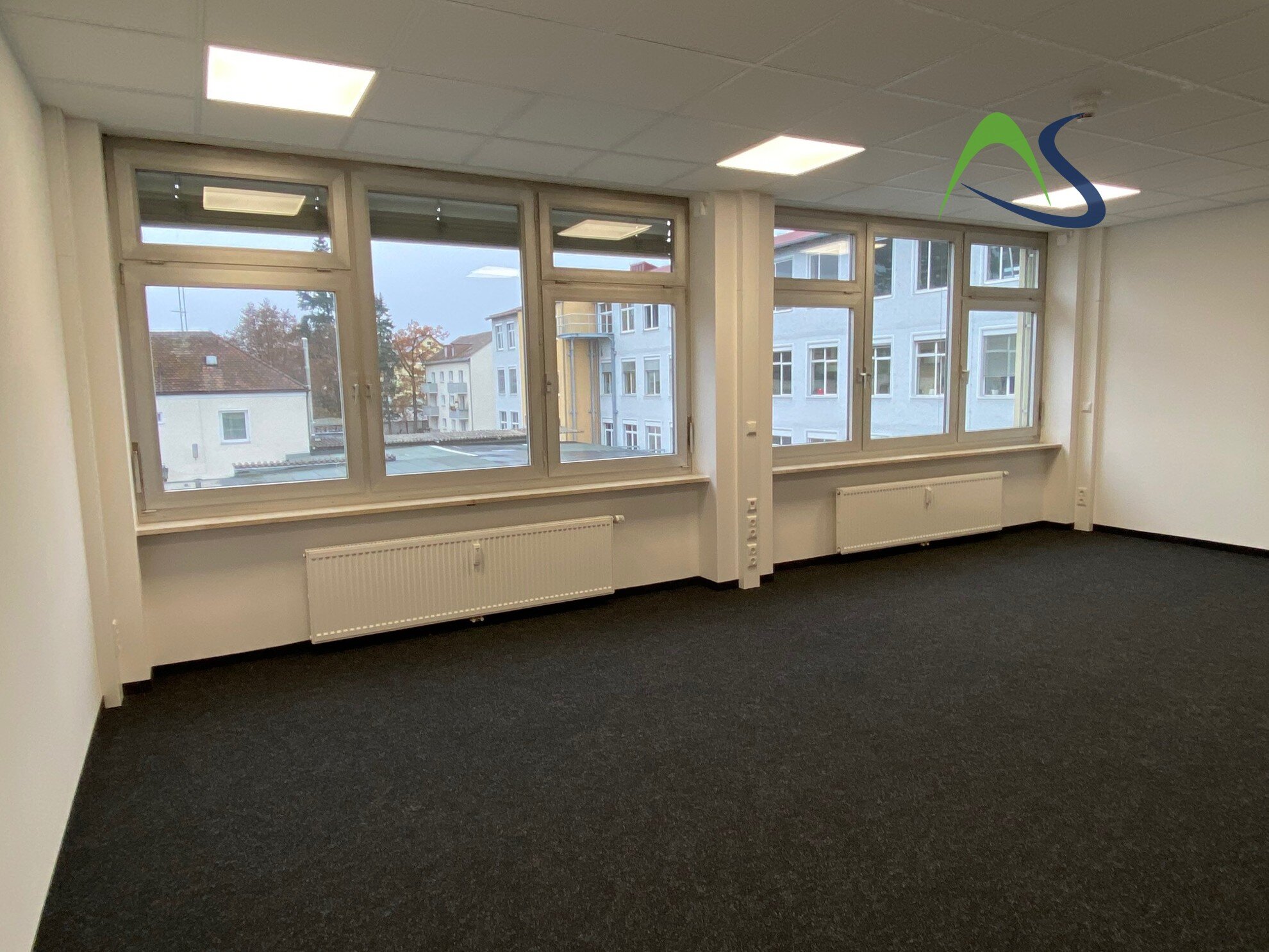 Bürofläche zur Miete 300 € 24,3 m²<br/>Bürofläche Mittlerer Westen Regensburg 93049