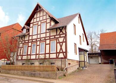 Mehrfamilienhaus zum Kauf 215.000 € 7 Zimmer 159 m² 1.207 m² Grundstück frei ab sofort Barterode Adelebsen 37139