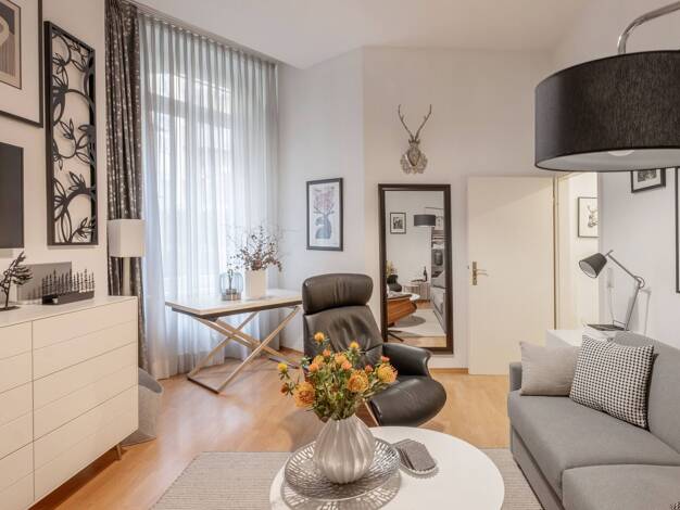 Wohnung zum Kauf 360.000 € 2 Zimmer 55,3 m² EG Friedrichshain Berlin 10247