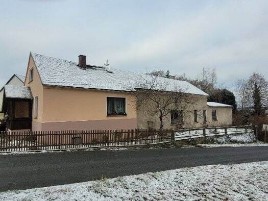 Einfamilienhaus zum Kauf 69.000 € 3 Zimmer 60,8 m² 1.000 m² Grundstück Krebes Weischlitz 08538