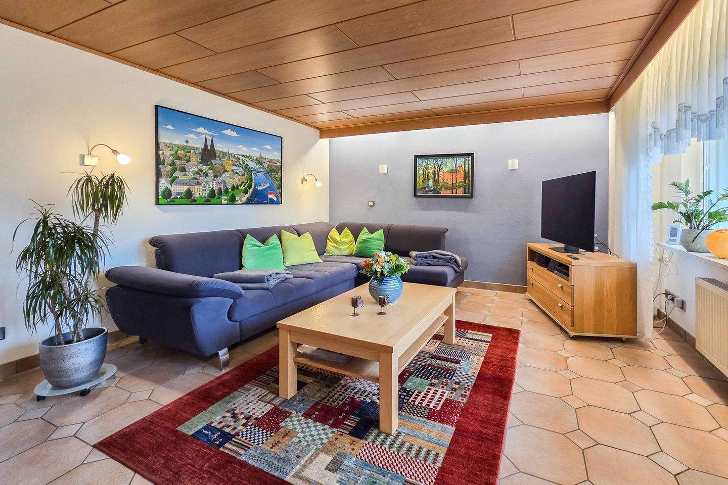 Immobilie in Troisdorf - Erbbaurecht: Top gepflegtes Zweifamilienhaus mit vielseitigem Nutzungspotenzial - Bild 2