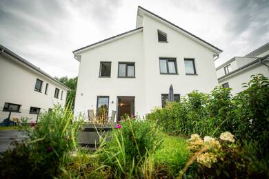 Doppelhaushälfte zum Kauf 449.000 € 5 Zimmer 145 m² 200 m² Grundstück Echem Echem 21379