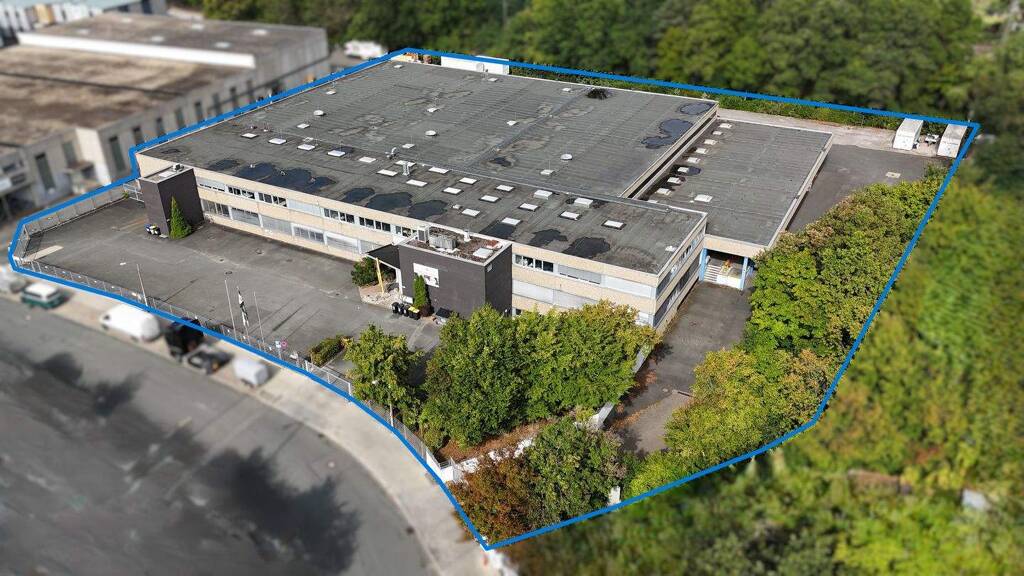 Halle/Industriefläche zum Kauf 5.400 m² Lagerfläche Langwasser Nürnberg 90471