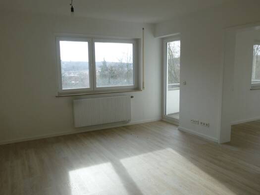 Wohnung zur Miete 1.400 € 3,5 Zimmer 89 m² Geschoss 2/4 frei ab 15.04.2026 Nord Stuttgart 70192