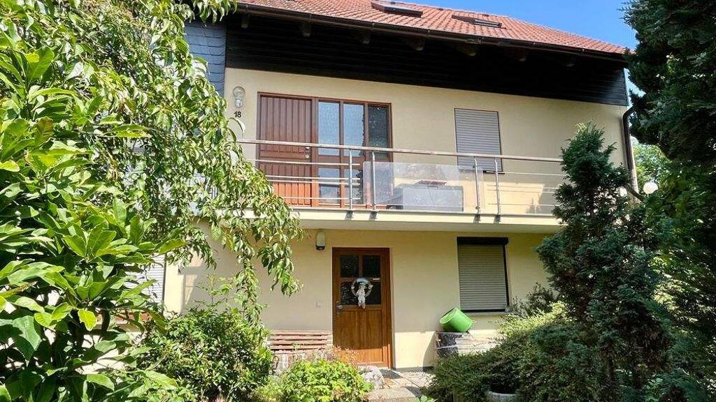 Einfamilienhaus zum Kauf 215.000 € 9 Zimmer 240 m² 830 m² Grundstück frei ab sofort Roben Gera / Langenberg 07552