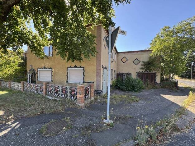 Einfamilienhaus zum Kauf 39.900 € 8 Zimmer 188,9 m² 512 m² Grundstück frei ab sofort Lindau Heideland 07613