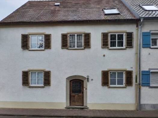 Mehrfamilienhaus zum Kauf 470.000 € 7 Zimmer 195 m² 360 m² Grundstück Ingolstadt Ingolstadt 85053