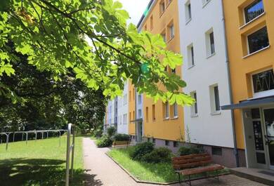 Wohnung zur Miete 336 € 3 Zimmer 58 m² 3. Geschoss frei ab 15.08.2025 Flemmingstraße 73 Altendorf 921 Chemnitz 09116