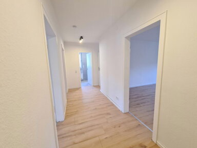 Wohnung zur Miete 660 € 3 Zimmer 72 m² 2. Geschoss frei ab 01.02.2025 Bad Salzuflen Bad Salzuflen 32105