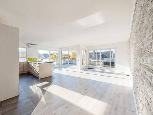 Penthouse zum Kauf 435.000 € 2,5 Zimmer 87 m² 3. Geschoss Schopfheim 79650