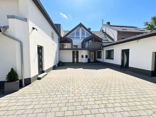 Einfamilienhaus zum Kauf 1.349.000 € 7 Zimmer 365 m² 1.750 m² Grundstück Straberg Dormagen 41542