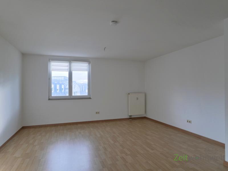 Wohnung zur Miete 310 € 2 Zimmer 52,8 m²<br/>Wohnfläche 3.<br/>Geschoss ab sofort<br/>Verfügbarkeit Meiningen Meiningen 98617